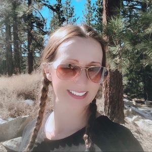 Meet your Posher, Alisa